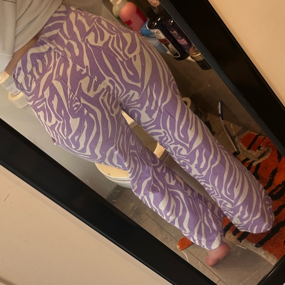 Purple and White Animal print pants - Picture 3 of 6